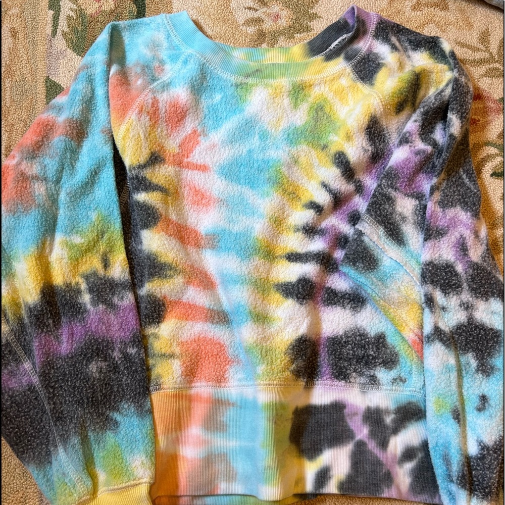 Vintage Havana tie dye fuzzy crewneck